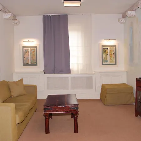 公寓 Stasea 斯梅代雷沃