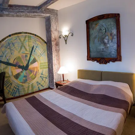 Stasea * 斯梅代雷沃